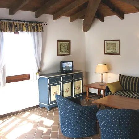 Gruppo R - Country Paradise Hotel